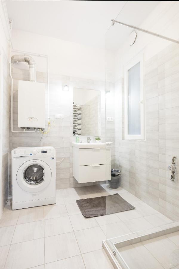 Appartamento Downtown Tranquility Budapest Esterno foto