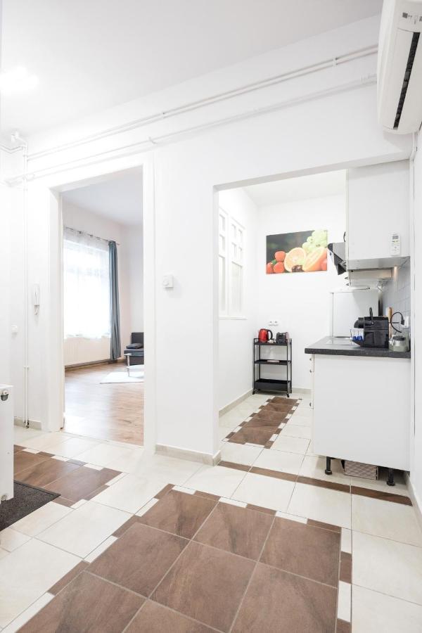 Appartamento Downtown Tranquility Budapest Esterno foto