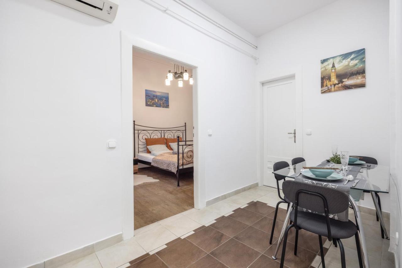 Appartamento Downtown Tranquility Budapest Esterno foto